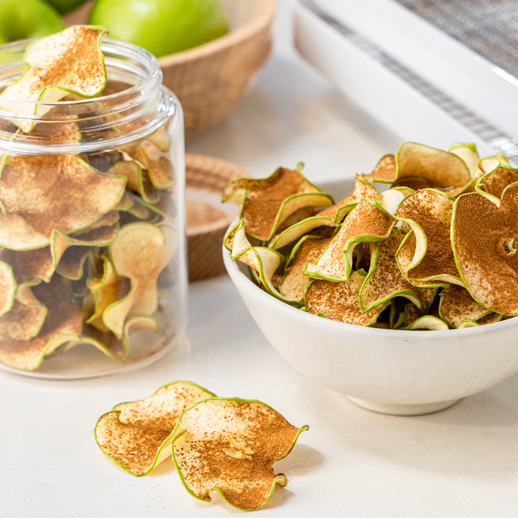 Dehydrated cinnamon apple chips