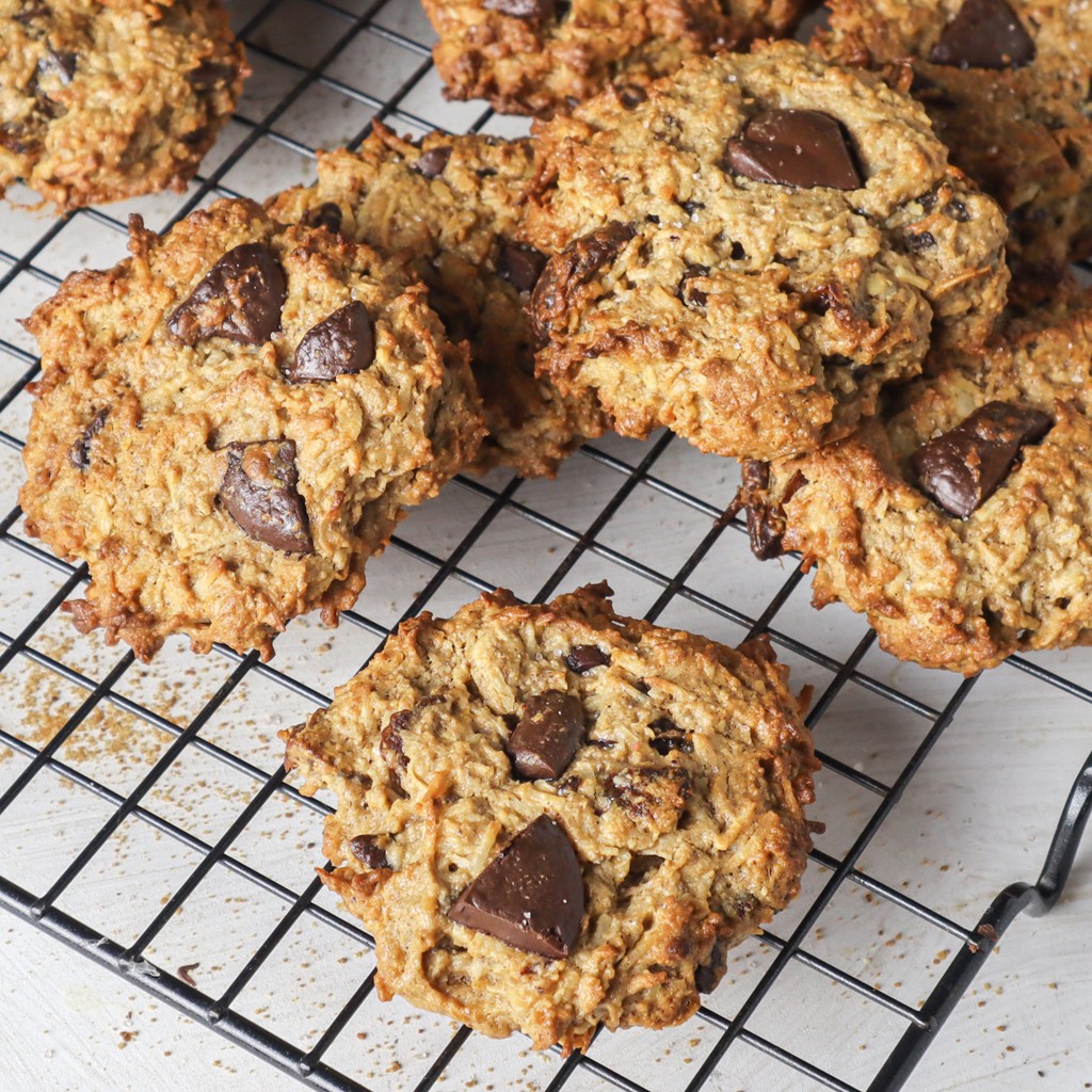 Vegan chocolate & date breakfast cookies