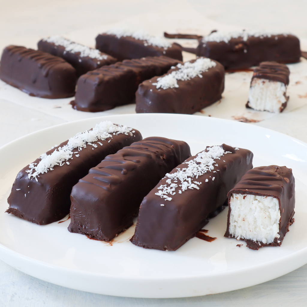 Healthy Paleo Bounty bars (Mound Bars)