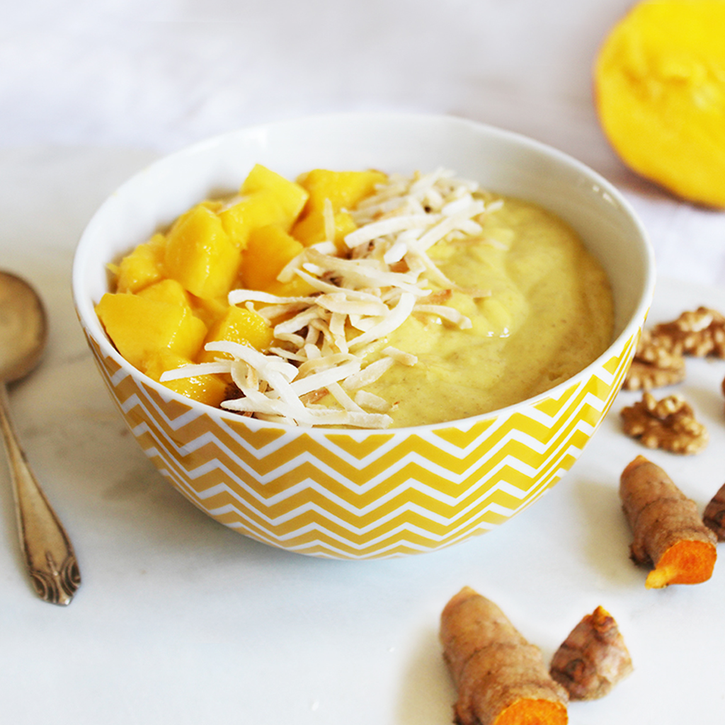 Anti-inflammatory tropical turmeric smoothie bowl