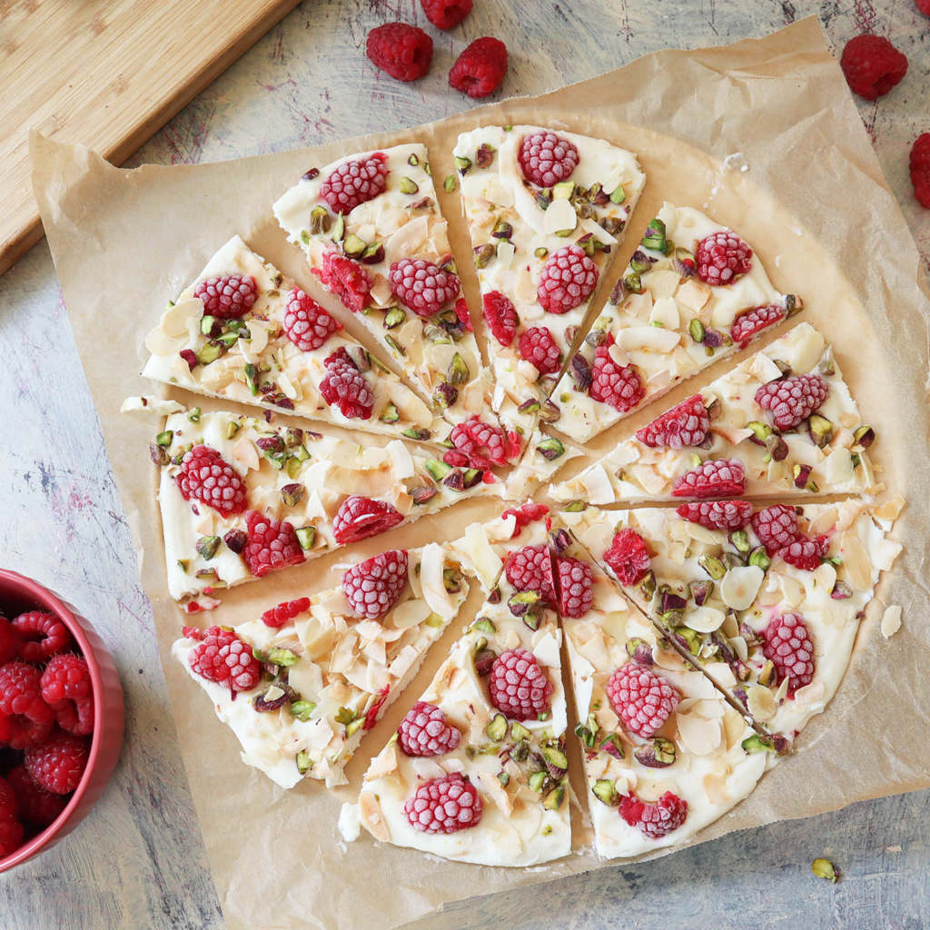 Frozen yogurt bark